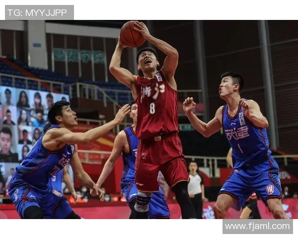 2021年CBA广州队与天津队精彩对决回放全景解析