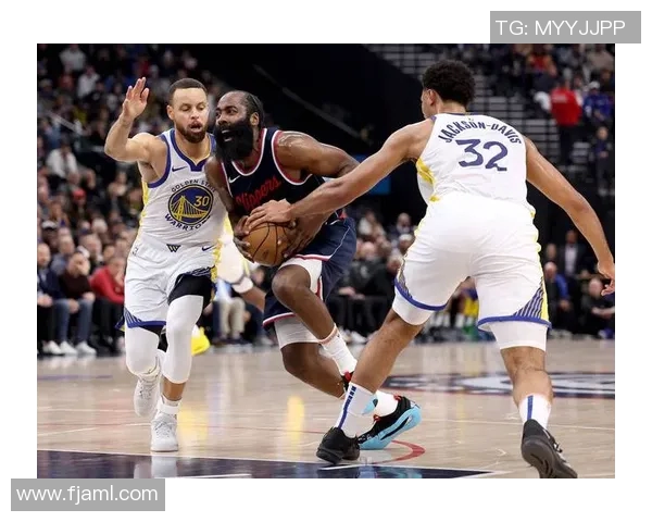 NBA快船对阵骑士精彩直播回顾与赛后分析全方位解读 NBA快船对阵骑士精彩直播回顾与赛后分析全方位解读